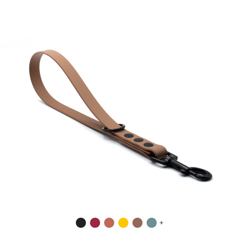 Traffic leash with black metal carabiner, PVC coated