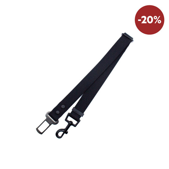 Car safety belt for dogs
